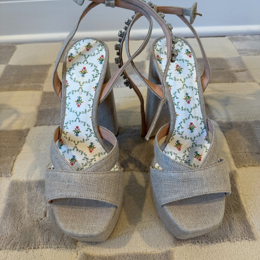 Hill House The Party Platform in SAND LINEN Size 7